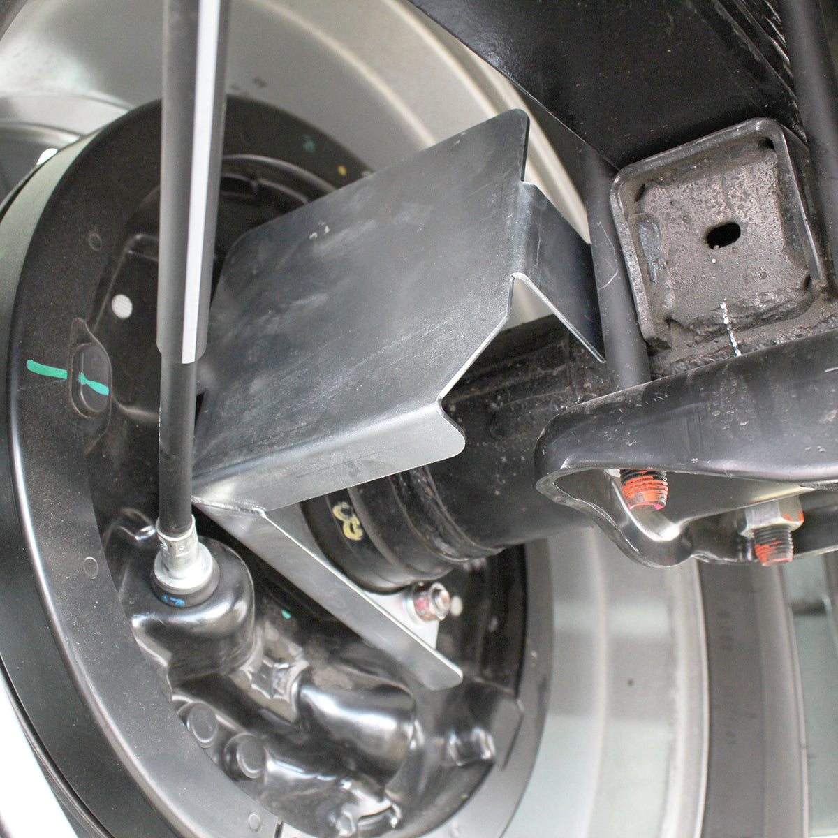 Mitsubishi Triton / Fiat Fullback ABS electric harness protector Steel Skid Plate