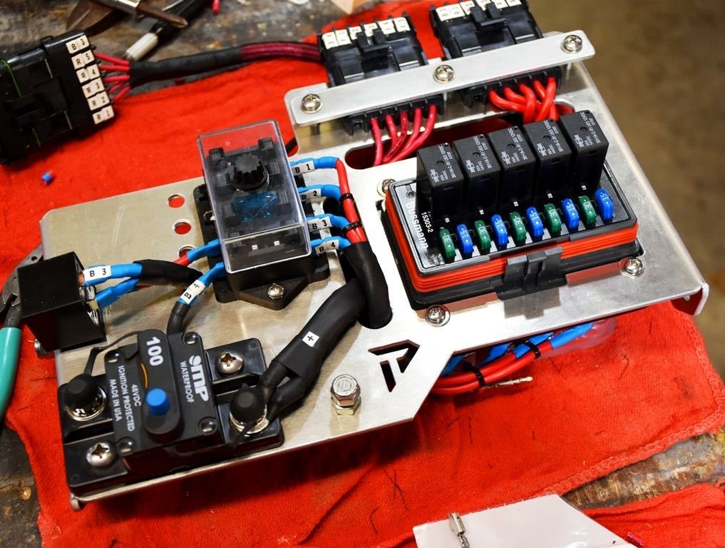 Bussmann RTMR PowerTray > TACOMA > TRD OFF ROAD/PRO