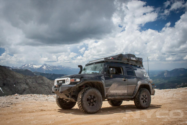 Toyota FJ Cruiser Prinsu Roof Rack 2007-2016 Toyota FJ Cruiser view 4
