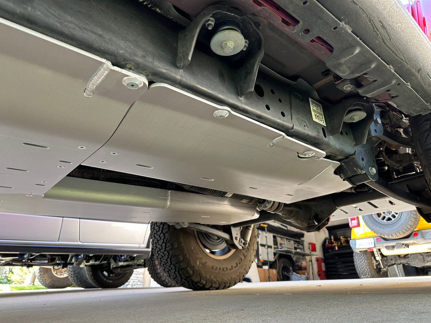 JLU MAGNAFLOW EXHAUST SKID - 4 door 392 HEMI ALUMINUM