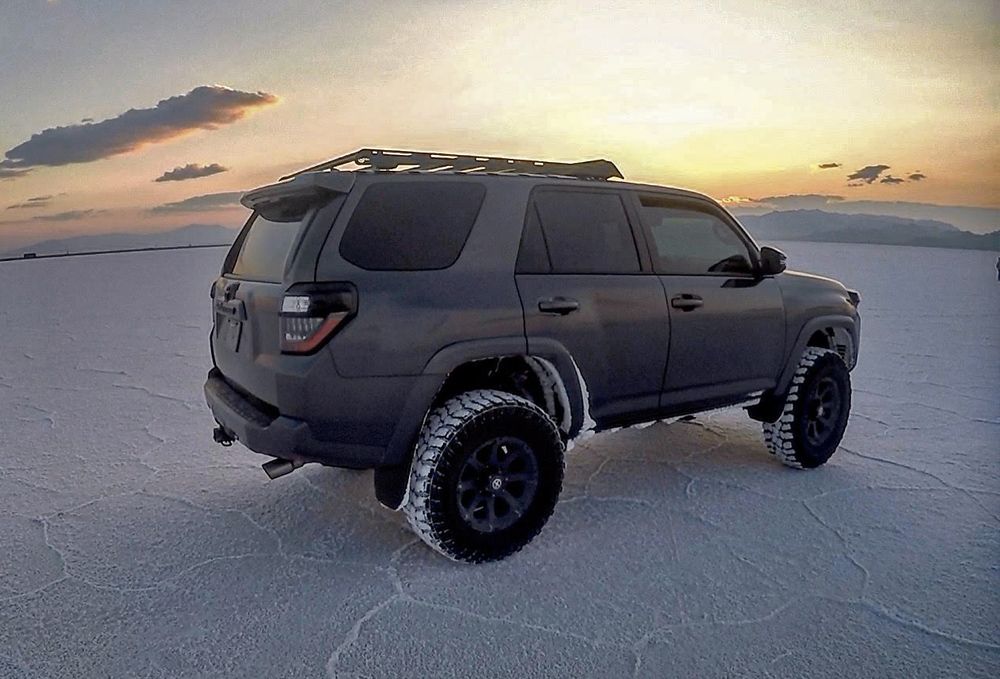 Toyota 4Runner Prinsu Roof Rack 3/4 2010-2023 Toyota 4Runner view 4