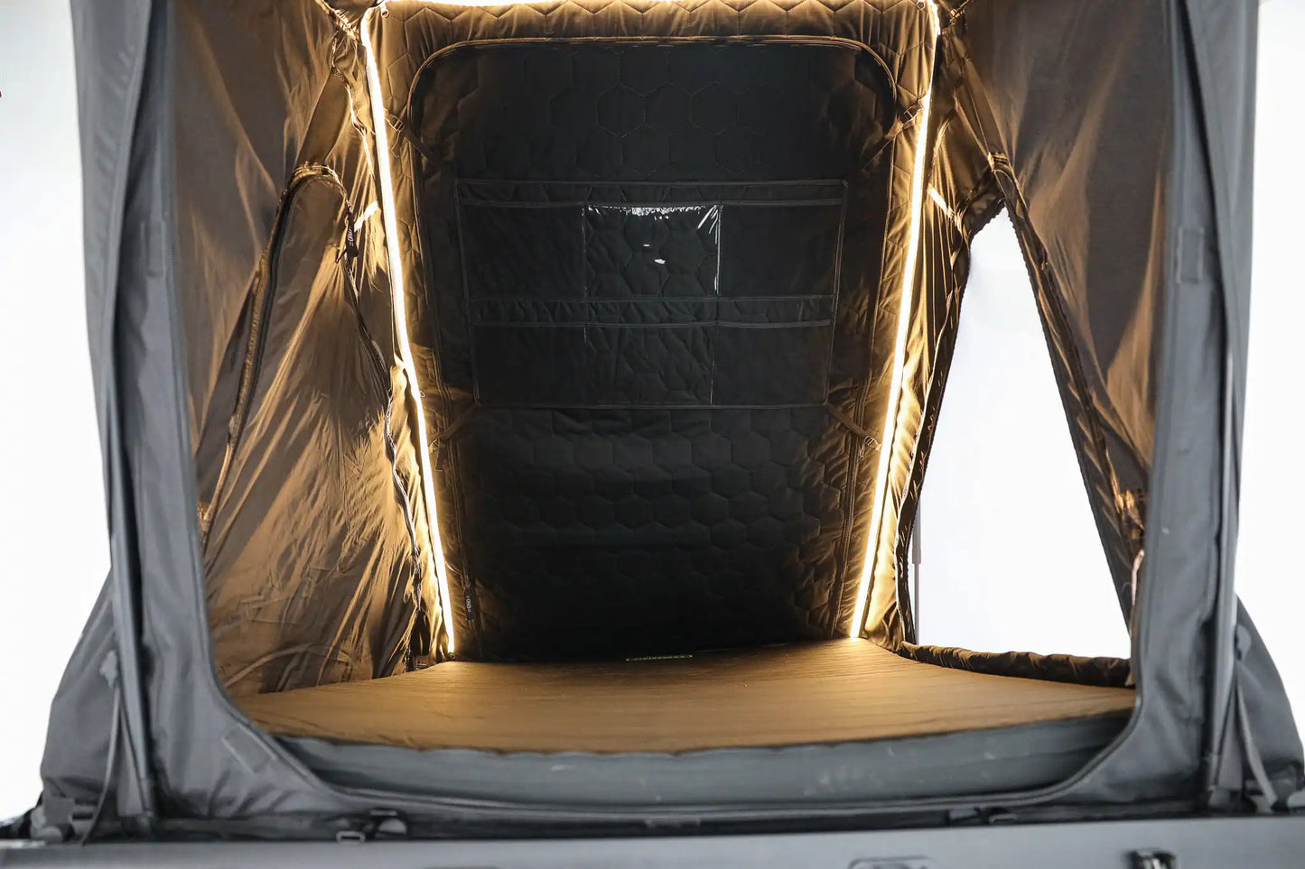 Free Spirit Recreation Aspen Lite XL V3 - Rooftop Tent