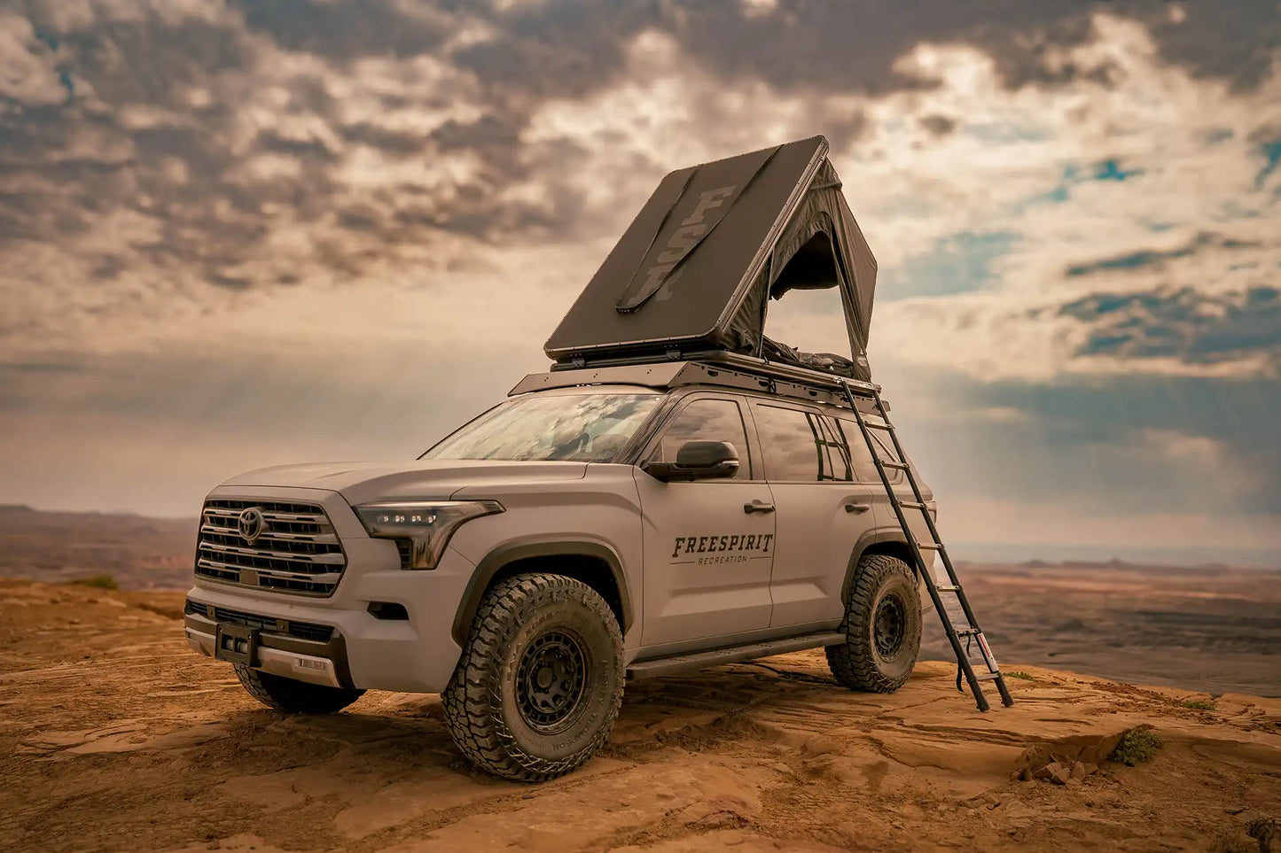 Free Spirit Recreation Aspen Lite XL V3 - Rooftop Tent