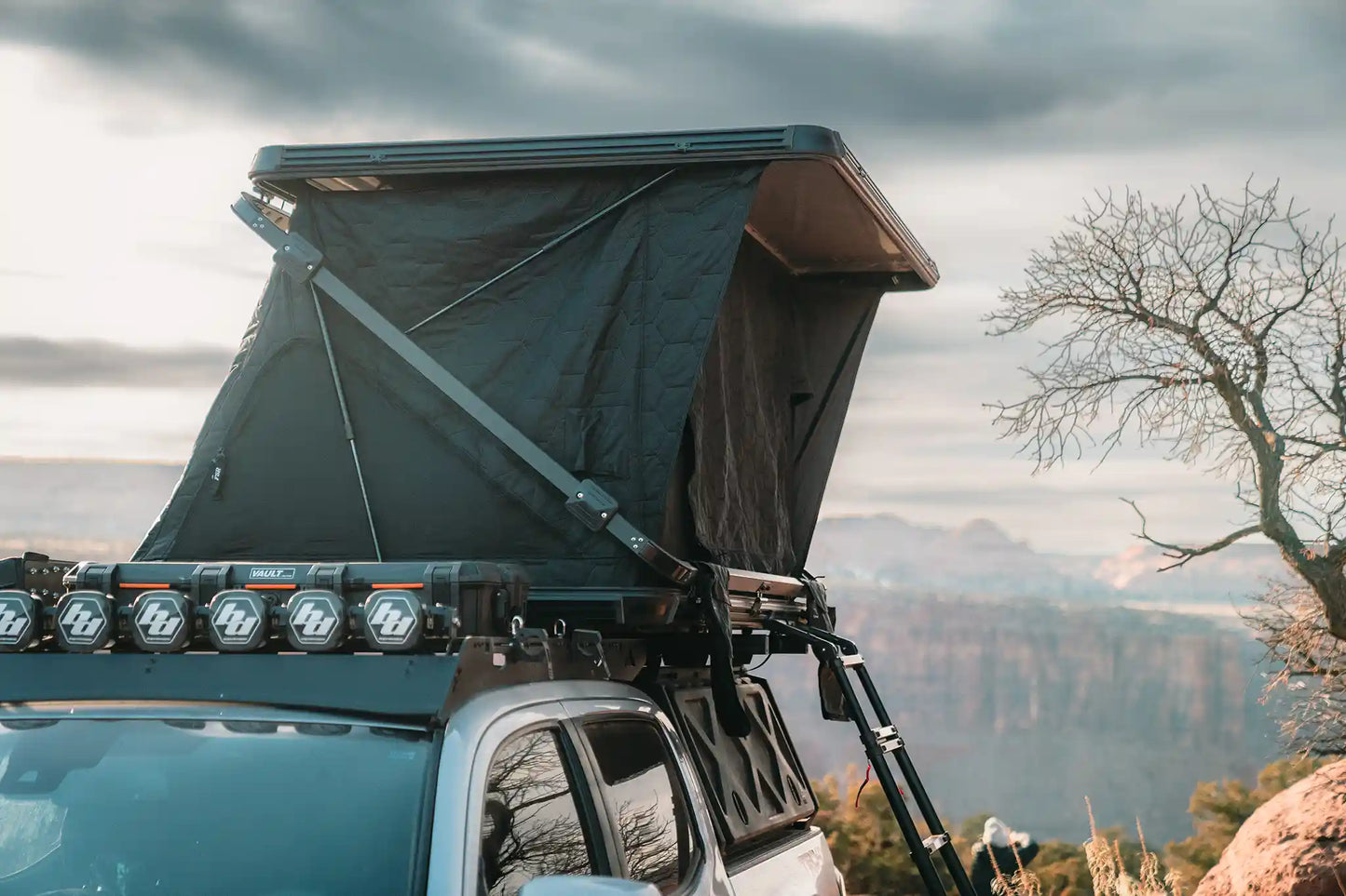 Free Spirit Recreation Evolution V3 XL - Rooftop Tent