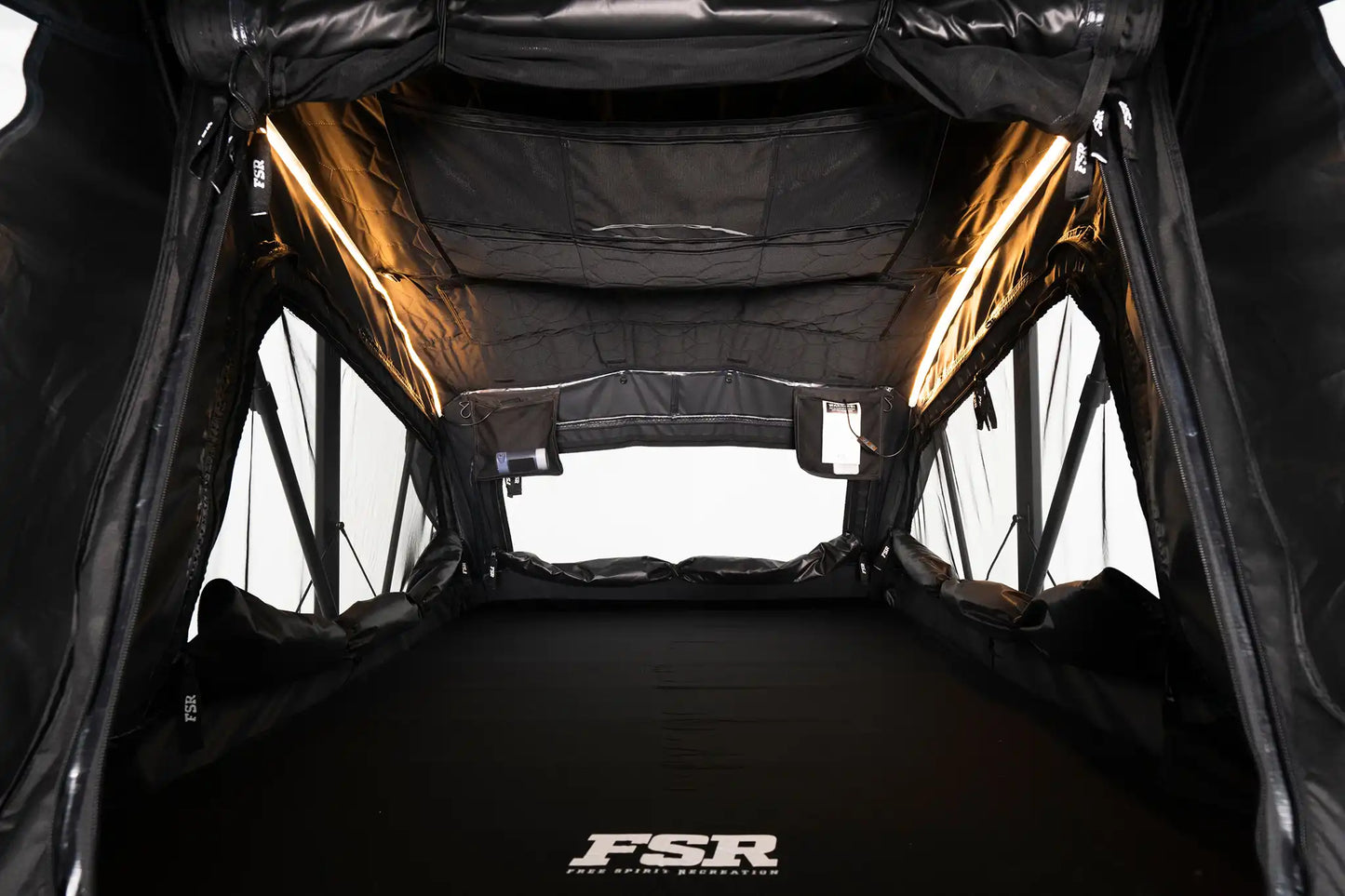 Free Spirit Recreation Nova Standard - Rooftop Tent